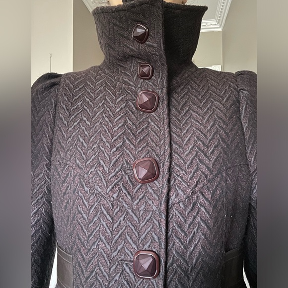 Mackage Coat Cocoa Brown and Black Leather Belt Funnel Collar Size Large - Picture 2 of 11